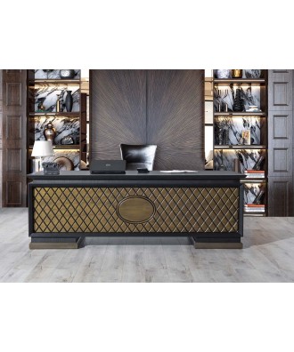 ROYAL BLACK